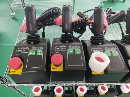 購入 Genie 1256727GT 6世代シザーリフト用のプラットフォーム制御箱 オンライン製造