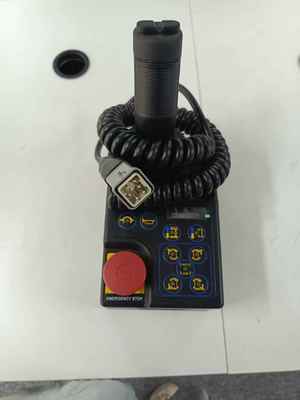 PCU-V9クローラーシザーリフト制御ボックス（自社開発システム搭載）